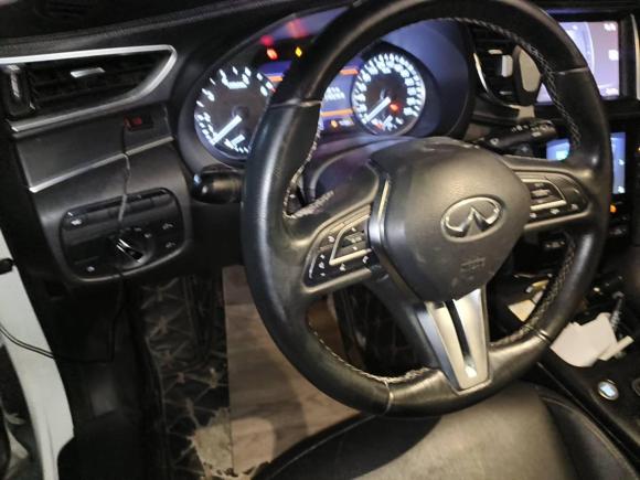 [佛山·粤A] 二手英菲尼迪英菲尼迪QX502018款 2.0T 两驱菁英版