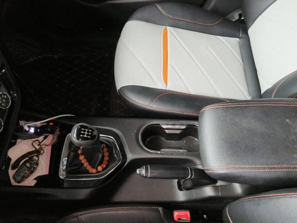 [杭州·沪C] 二手东南东南DX32018款 1.5L 户外版 手动尊贵型