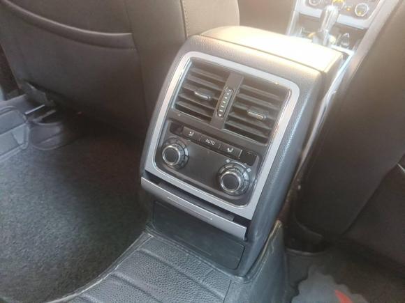 [上海·沪A] 二手大众帕萨特2014款 1.8TSI DSG御尊版