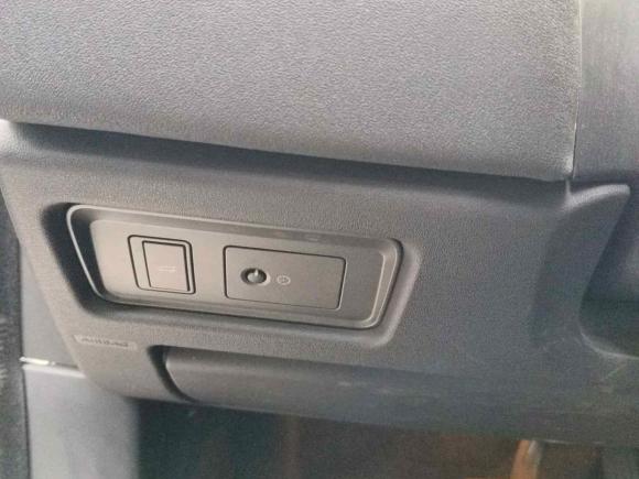 [温州·浙C] 二手路虎揽胜极光2016款 2.0T SE 智耀版