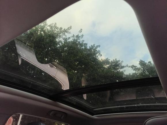 [深圳·赣D] 二手荣威荣威RX52019款 20T 两驱自动4G互联铂金版