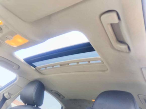 [济南·鲁S] 二手奥迪奥迪A4L2015款 35 TFSI 自动标准型