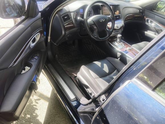 [上海·鲁U] 二手英菲尼迪英菲尼迪Q702015款 Q70L 2.5L 悦享版