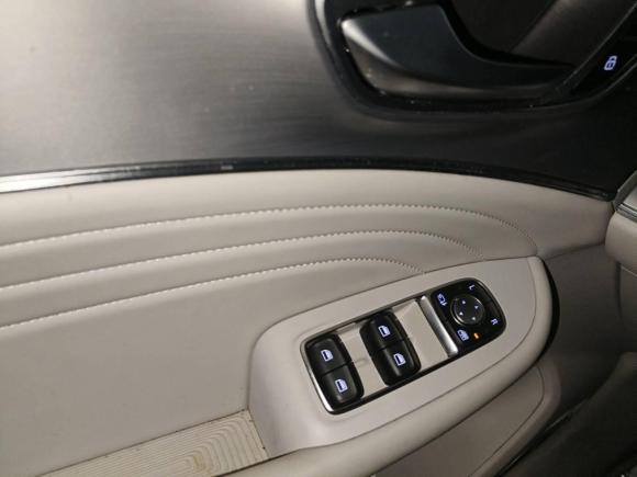 [武汉·鄂A] 二手荣威荣威iMAX82021款 400TGI Supreme系列尊荣版