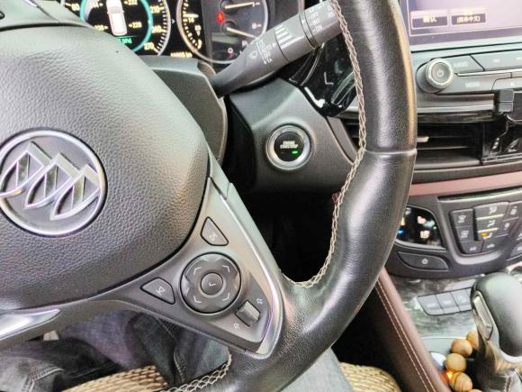 [上海·沪F] 二手别克昂科威2016款 28T 四驱全能运动旗舰型