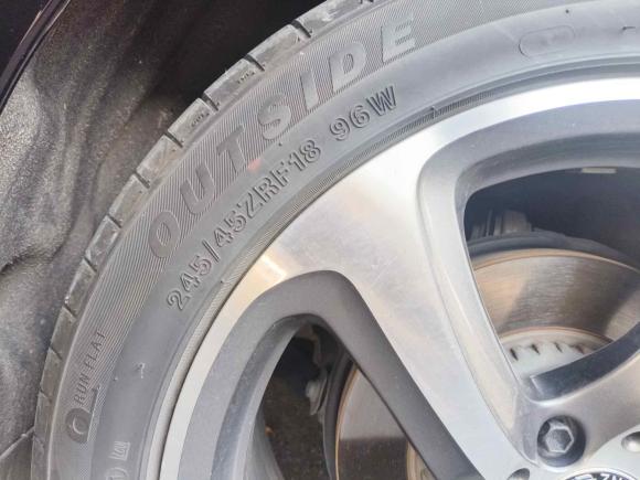 [合肥·皖A] 二手奔驰奔驰E级2019款 E 300 L 运动时尚型