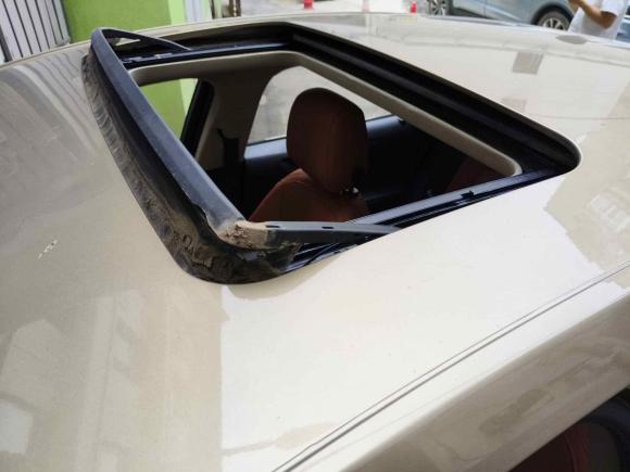 [武汉·鄂A] 二手别克威朗2015款 三厢 20T 双离合领先型