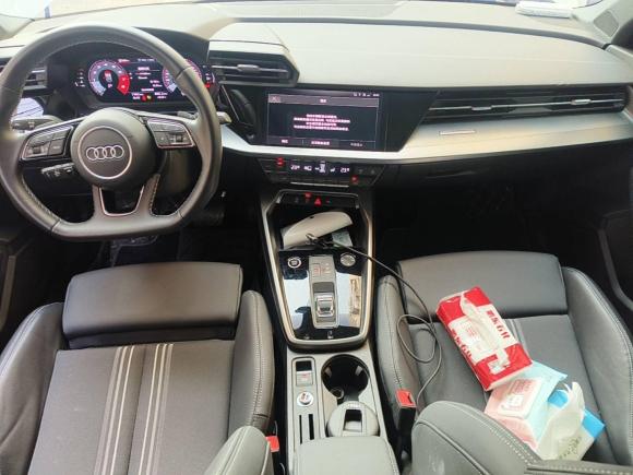[济南·鲁A] 二手奥迪奥迪A32023款 改款 Sportback 35 TFSI 时尚运动型