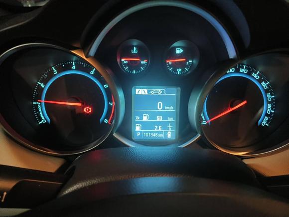 [武汉·鄂A] 二手雪佛兰科鲁兹2015款 1.5L 经典 SE AT