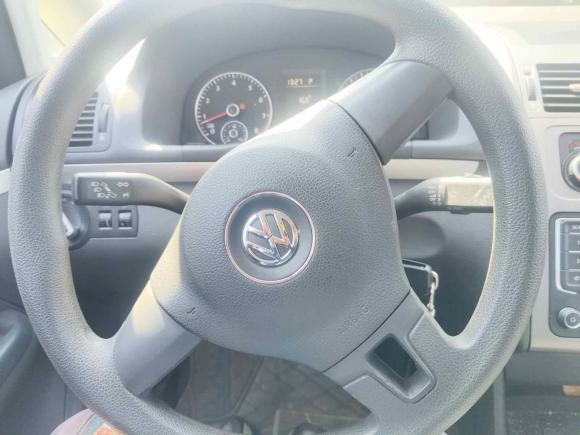 [上海·苏H] 二手大众途安2013款 1.4T DSG舒适版5座