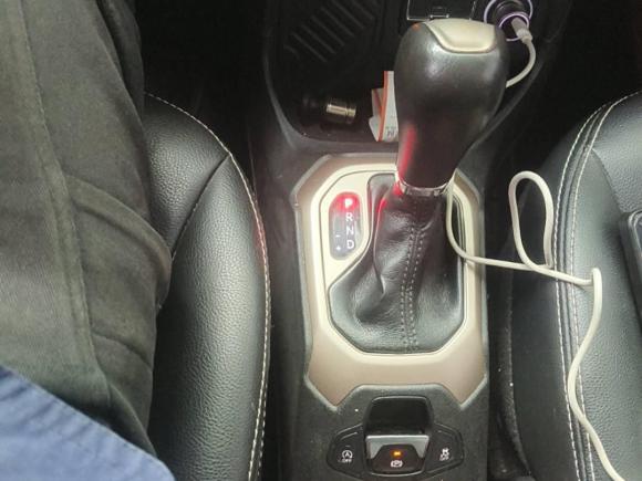 [杭州·浙E] 二手Jeep自由侠2017款 180T 自动动能版+