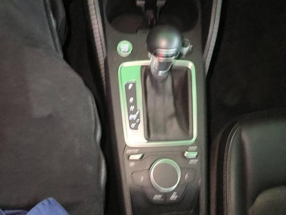 [杭州·浙M] 二手奥迪奥迪Q2L2020款 35 TFSI 时尚动感型