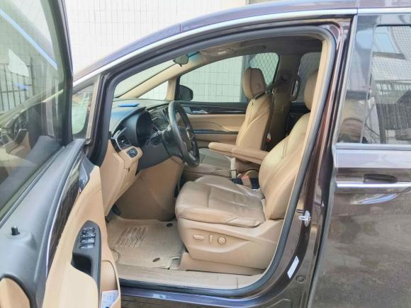 [青岛·鲁B] 二手别克别克GL82017款 ES 28T 豪华型 国V