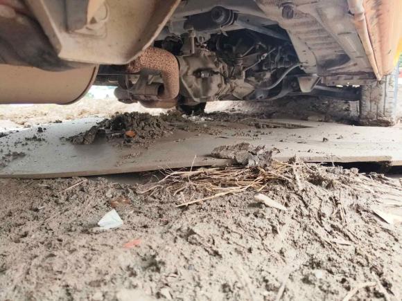 [上海·沪A] 二手金杯金杯海狮2011款 2.0L第五代快运豪华型V19