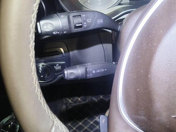 [武汉·鄂A] 二手奔驰奔驰GLC2018款 GLC 200 4MATIC