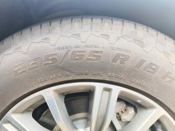 [广州·粤A] 二手凯迪拉克凯迪拉克XT52018款 28T 四驱豪华型