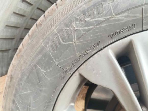 [青岛·鲁U] 二手现代胜达2013款 2.4L 自动两驱智能型