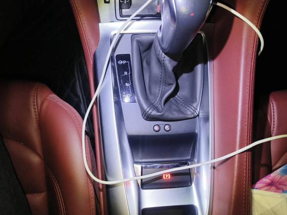 [深圳·粤B] 二手DSDS 4S2016款 1.6T 自动智享科技版THP160