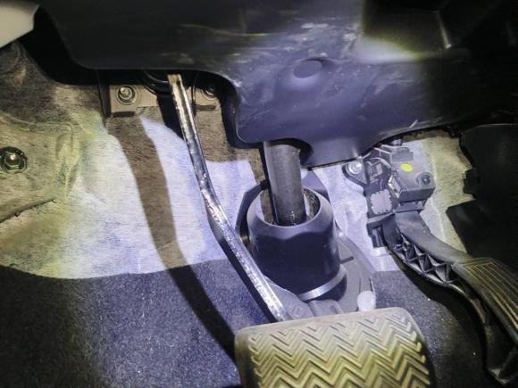 [深圳·粤B] 二手丰田卡罗拉双擎E+2020款 1.8L E-CVT舒适版