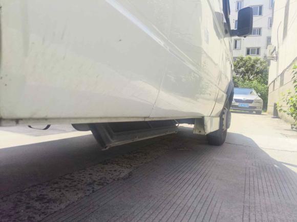 [苏州·苏E] 二手依维柯依维柯得意2020款 2.8T A40客车双胎中顶10-17座国V