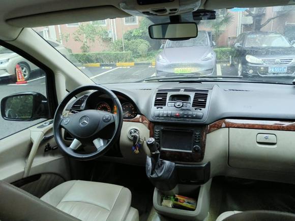 [上海·沪D] 二手奔驰唯雅诺2011款 2.5L 领航版