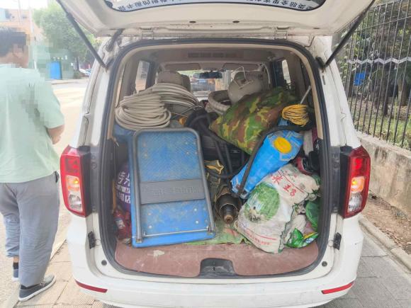 [武汉·鄂A] 二手五菱汽车五菱宏光2021款 1.5L改款 S标准型 液压助力LAR