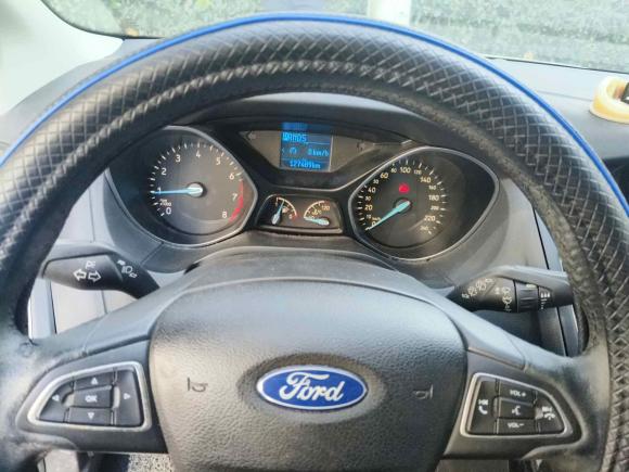 [上海·沪D] 二手福特福克斯2015款 两厢 EcoBoost 125 自动超能风尚型