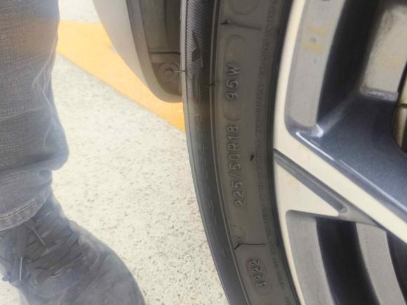 [广州·粤A] 二手宝马宝马X12022款 sDrive20Li 尊享型