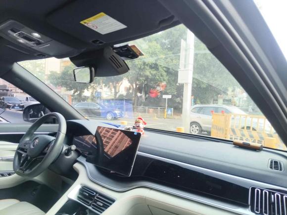 [深圳·粤B] 二手比亚迪宋PLUS新能源2021款 DM-i 110KM 旗舰型