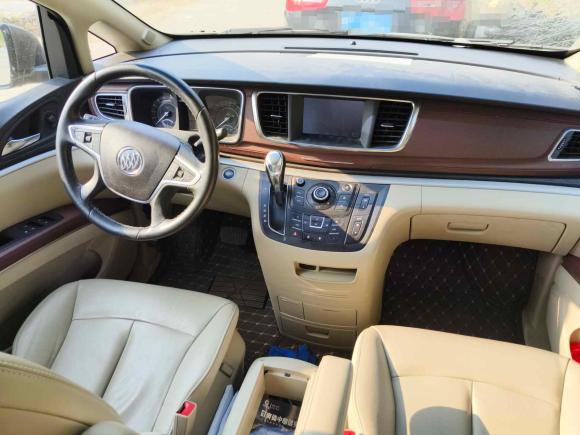 [济南·鲁A] 二手别克别克GL82017款 25S 豪华型 国V