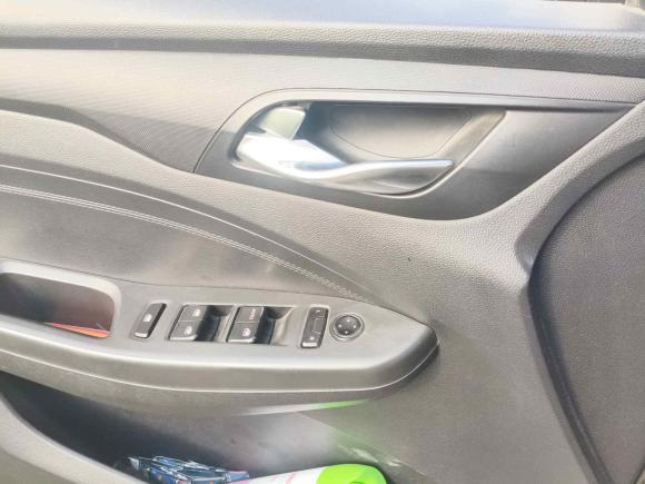 [广州·桂L] 二手五菱汽车五菱宏光S32018款 1.5L 手动舒适型 国V