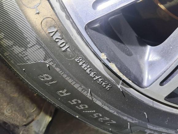 [佛山·粤E] 二手广汽传祺传祺M82021款 大师系列 390T 尊贵版