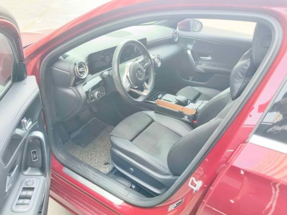 [佛山·粤X] 二手奔驰奔驰A级2020款 改款 A 200 L 运动轿车时尚型