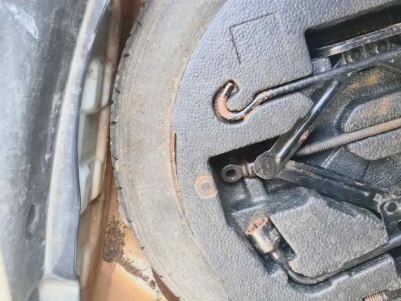 [嘉兴·浙F] 二手现代朗动2012款 1.6L 手动领先型