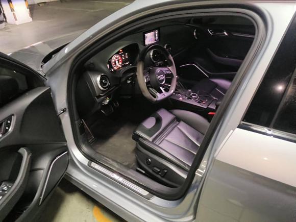 [上海·沪F] 二手奥迪奥迪RS 32017款 RS 3 2.5T Limousine