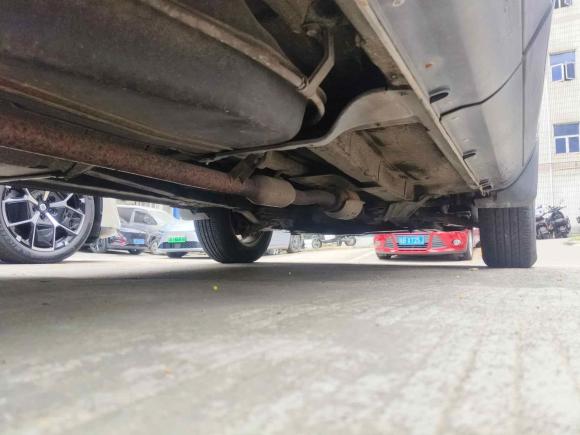 [深圳·粤B] 二手起亚狮跑2011款 2.0L 自动两驱版GL