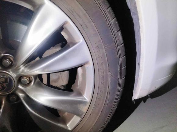 [上海·沪G] 二手英菲尼迪英菲尼迪Q702013款 Q70L 2.5L 舒适版