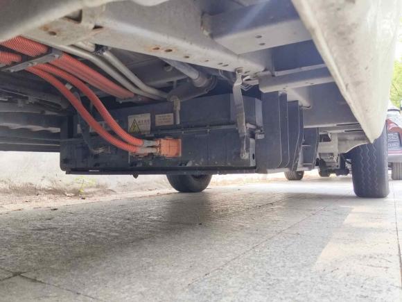 [苏州·苏E] 二手开沃汽车开沃D102020款 电动厢式运输车低顶50.23kWh