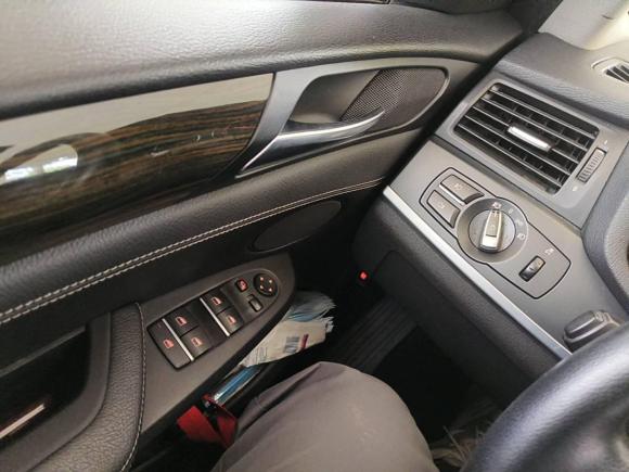 [苏州·苏E] 二手宝马宝马X32011款 xDrive28i 豪华型