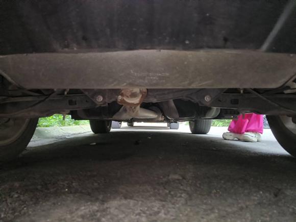 [成都·川A] 二手陆风陆风X72015款 2.0T 全景尊贵版