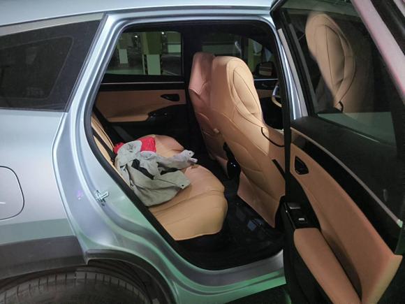 [佛山·粤E] 二手吉利银河银河L72024款 1.5T 115km PLUS  龙腾版