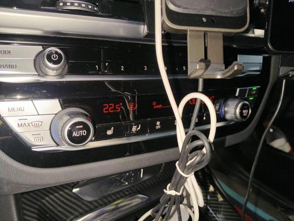 [上海·沪A] 二手宝马宝马X32021款 xDrive28i M运动套装