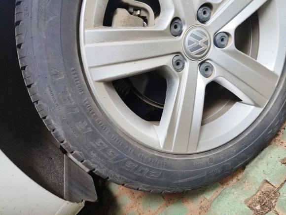 [武汉·鄂A] 二手大众高尔夫2016款 230TSI 自动舒适型