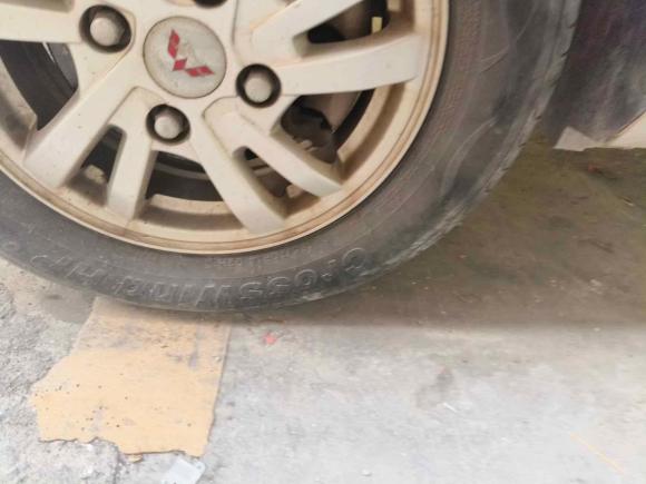 [广州·粤E] 二手五菱汽车五菱宏光2019款 1.5L S标准型国VI LAR