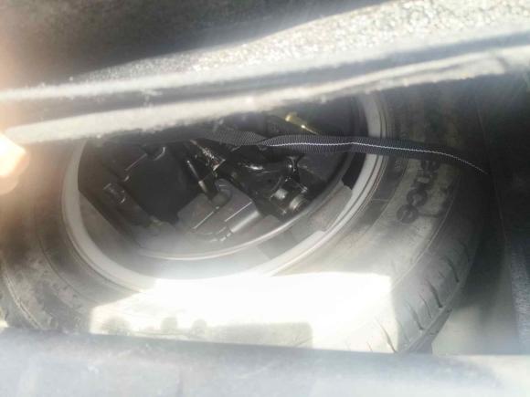 [南京·苏A] 二手雪铁龙雪铁龙C52012款 2.0L 自动尊享型