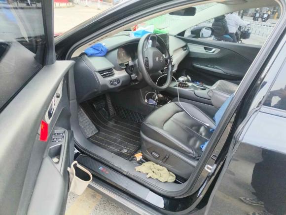 [武汉·鄂A] 二手红旗红旗E-QM52023款 620km PLUS