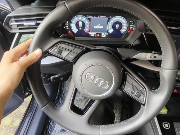 [深圳·粤C] 二手奥迪奥迪A32021款 A3L Limousine 35 TFSI 进取运动型