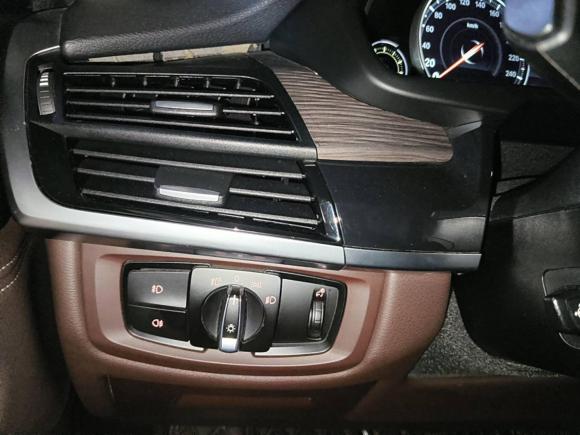 [武汉·鄂A] 二手宝马宝马X52015款 xDrive28i