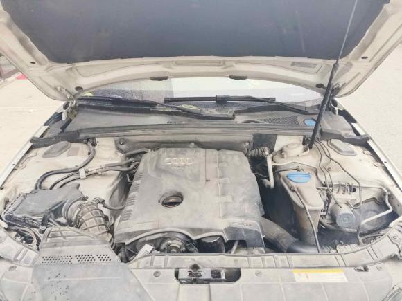 [金华·沪C] 二手奥迪奥迪A4L2013款 35 TFSI 自动标准型