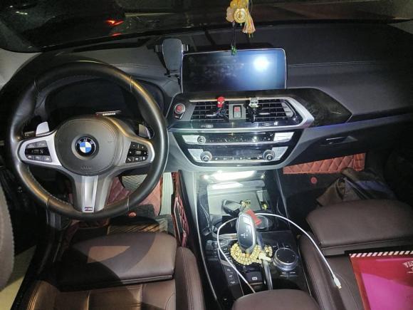 [上海·沪A] 二手宝马宝马X32020款  xDrive30i 领先型 M运动套装